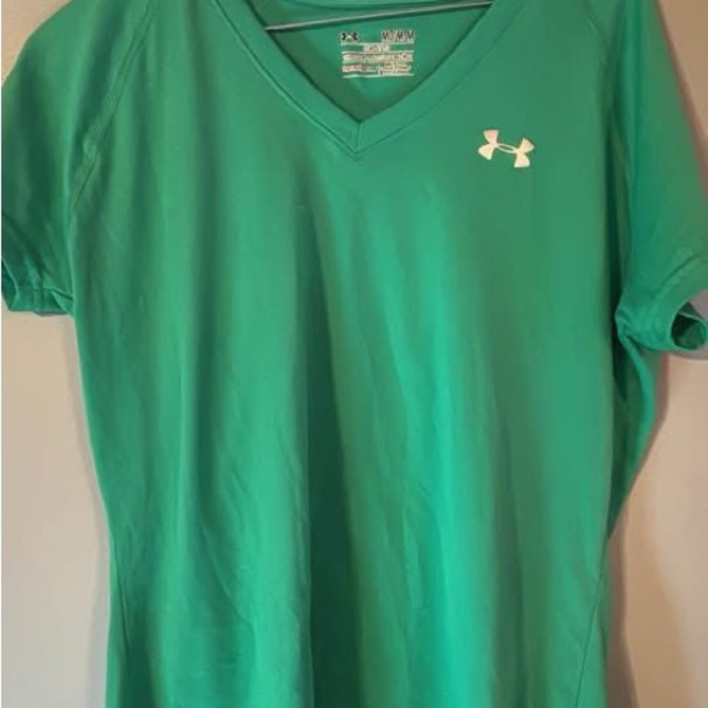 Under Armour Green V-Neck T-Shirt